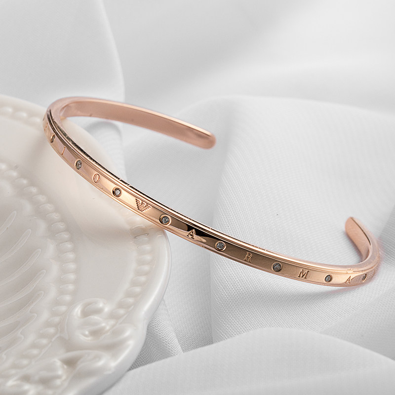 阿玛尼开口女镶钻轻奢小众高级手镯 GetMeBling海外旗舰手镯