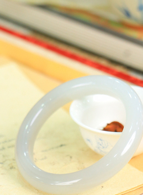 天然新疆和田玉山料烟灰58圈口手镯大气典雅古风男女手饰收藏礼品