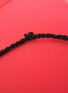 原创黑色细款桃花手绳