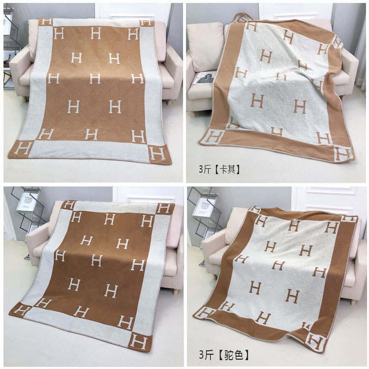 【高版本】3斤! H字母毛毯羊绒披肩盖毯小时代h毯子羊毛毯沙发毯h - 图1