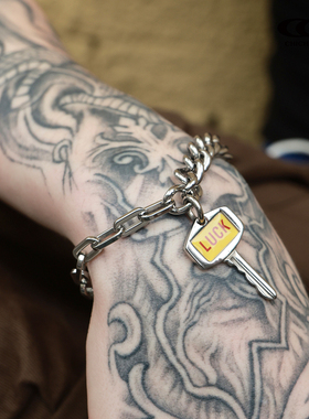 CHICHABOOM不锈钢钥匙手链男女款