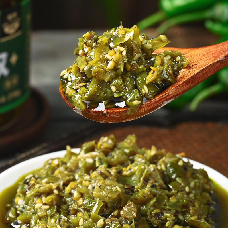 范四叔湖南特产炭烤烧虎皮辣椒酱香脆萝卜干下饭菜拌饭拌面调味酱-图0