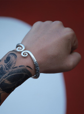 紧箍咒手工定制银手镯浮雕