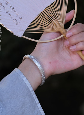 老寸银器祥云满雕银手镯