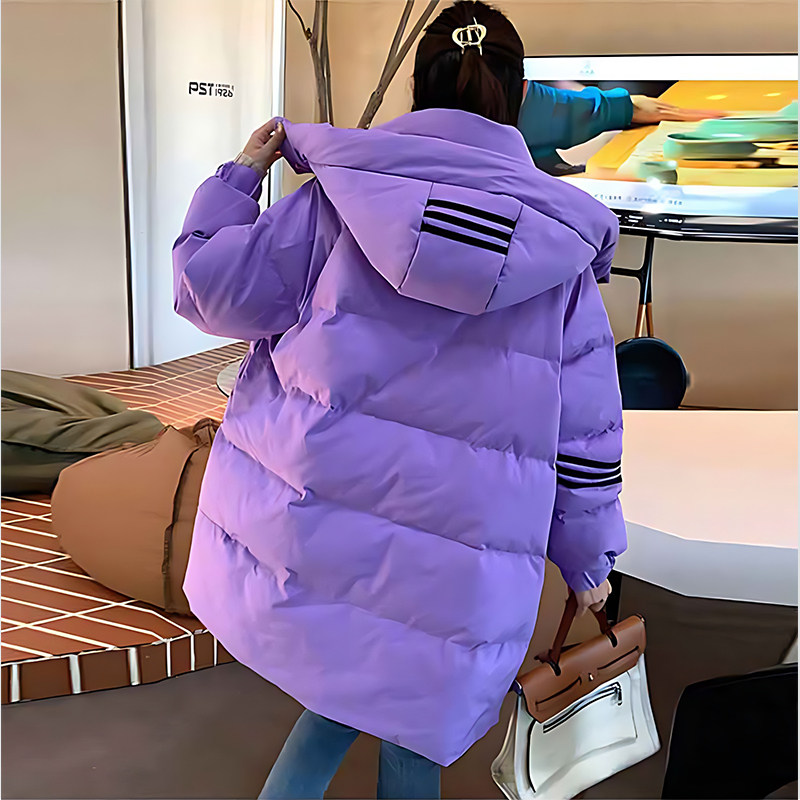  艾格旗舰羽绒服