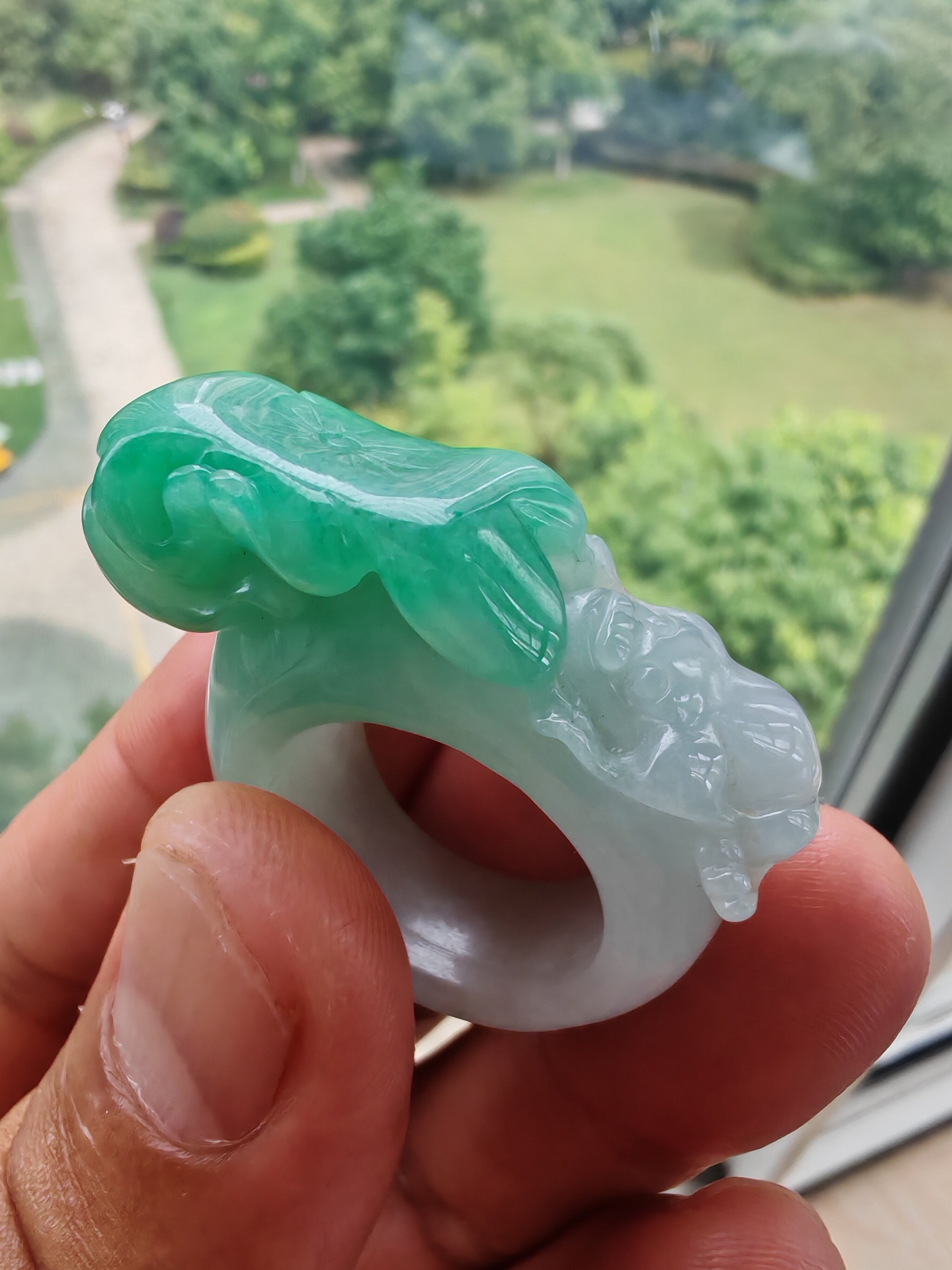 Natural jadeite A-grade Pixiu ring, green ice-transparent Burmese jadeite, men's finger ring, elegant and beautiful, great value