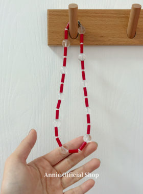 小众设计感新年珊瑚红串珠白水晶纯银项链不撞款复古时髦锁骨链