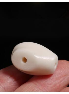 鹿角三通鲨鱼背一体碑石