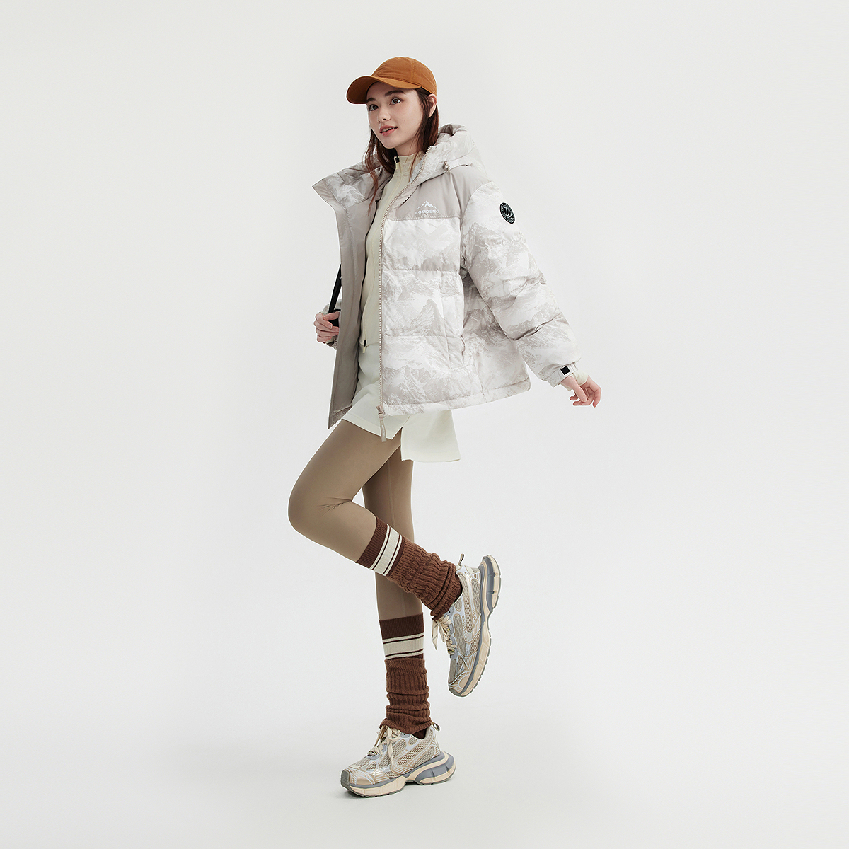 波司登2025新款冬季户外时尚运动保暖连帽宽松休闲外套羽绒服男女 波司登2025新款冬季户外时尚运动保暖连帽宽松休闲外套羽绒服男女