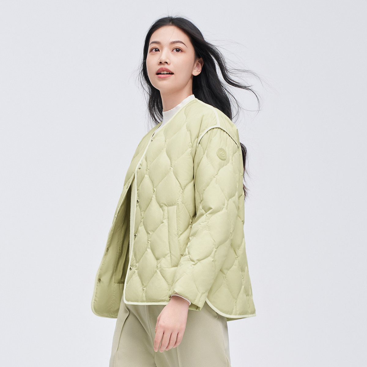  波司登户外羽绒衣