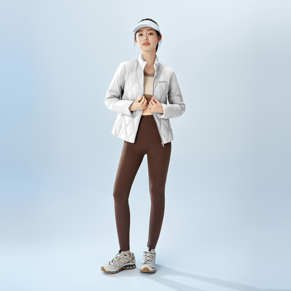 波司登秋季新款鹅绒羽绒服内胆女士短款立领保暖亲肤时尚轻薄外套