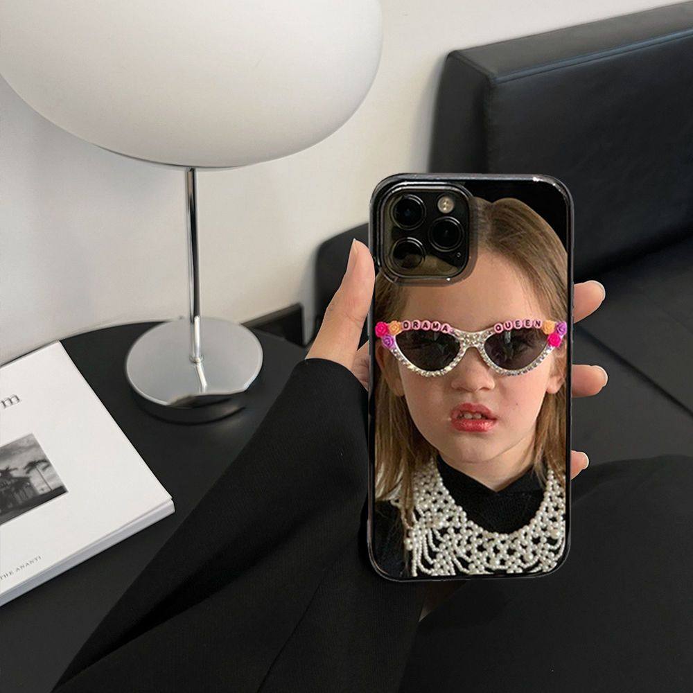 小众ins可爱搞怪女孩适用iPhone13手机壳苹果14promax新款11潮酷辣妹15pro个性14pm硅胶套xr软套16女xs