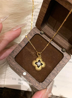 【限时特价】拉丝工艺四叶花钛钢项链高颜值个性轻奢时尚潮流设计