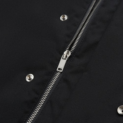 【甄选折扣】JIL SANDER+ 秋冬男士 棉质连帽短款外套 - 图3