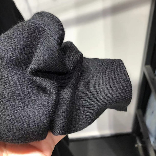 【H家】 难得高领！绵羊毛！高级灰！手感超棒！品牌正品男厚毛衣 - 图2