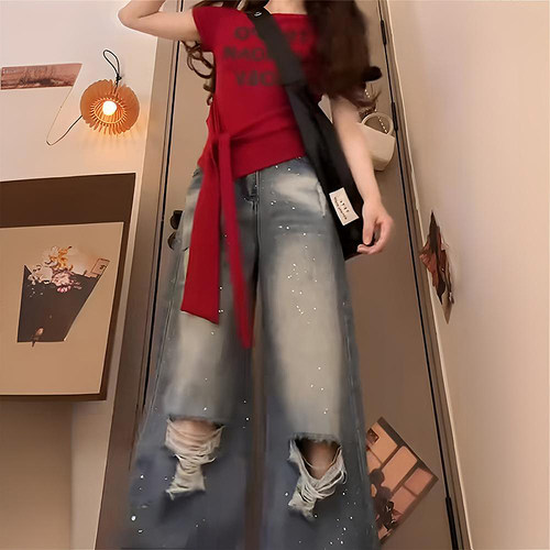 胖mm大码美式复古字母印花红色短袖t恤女设计感绑带收腰显瘦上衣 - 图2