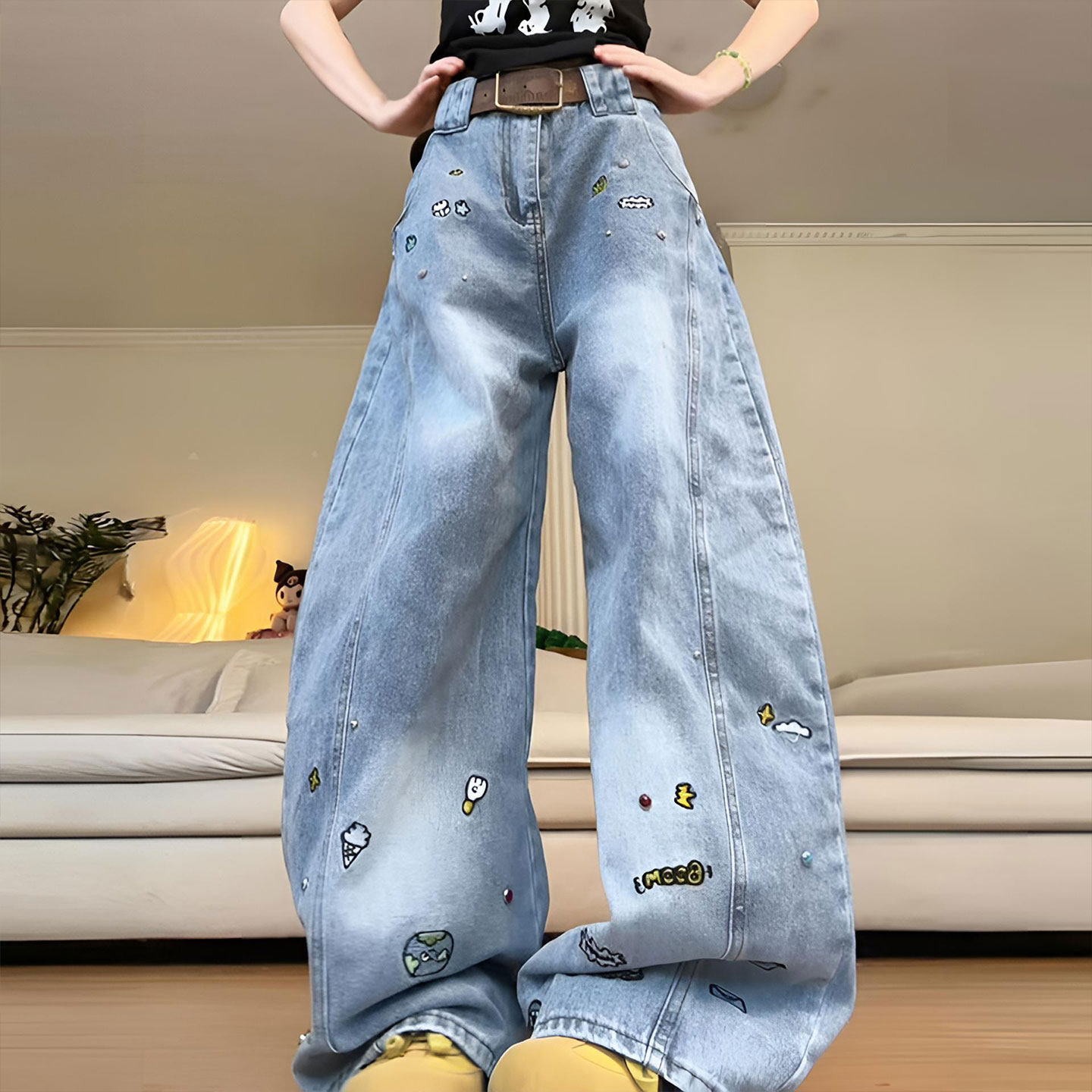 特大码女装胖mm卡通刺绣牛仔裤女梨型身材显瘦不贴腿设计阔腿裤子,淘宝优惠券,粉丝福利购,淘宝优惠卷