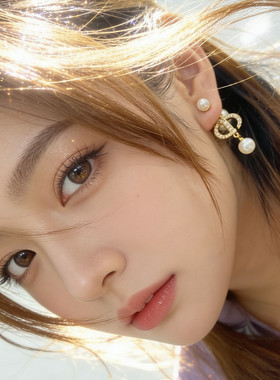 D家新款韦雪同款高级感CD字母镶钻珍珠耳环高级感耳钉女