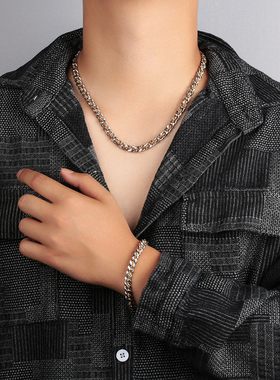 不掉色藏金古巴手链男潮