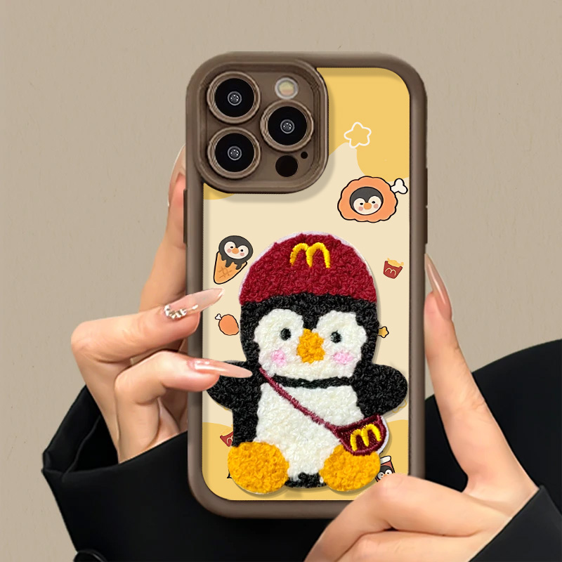 适用苹果16promax手机壳iphone15小羊皮14高级13麦当劳企鹅12pro带手链11可爱风16plus新款xsmax防摔xr保护套