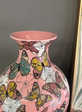 欧式花瓶粉色陶瓷插花瓶彩色蝴蝶瓶子家居玄关客厅民宿博古架摆件