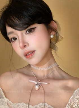 粉色蝴蝶结蕾丝颈带草莓项链