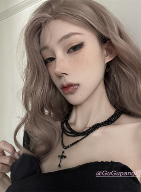 黑色多层叠戴十字架项链