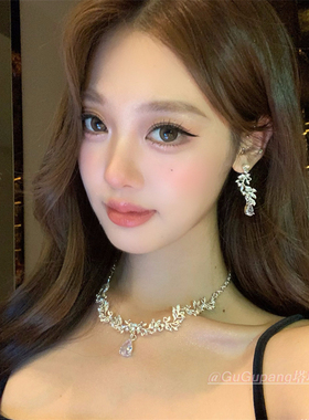 矜贵千金感锆石项链贵气