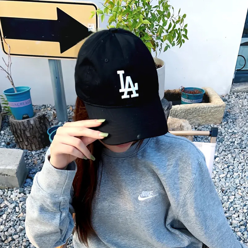 【自营】MLB男女棒球帽情侣软顶帽子休闲鸭舌帽明星同款秋冬新款