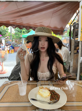 度假风小众设计花朵手链高级感百搭优雅小花戒指简约个性日韩手镯