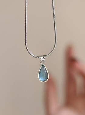 法式复古橄榄绿蓝色水滴吊坠