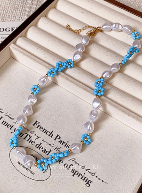 夏天多巴胺蓝色米珠珍珠项链配饰女款2025新款颈链锁骨链轻奢小众