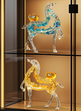 新中式马到成功客厅酒柜摆件