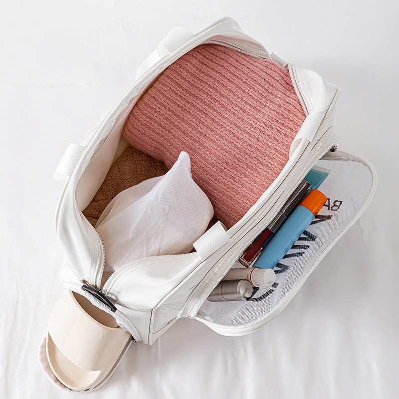 Wet and dry swimming bag specially designed for sports and fitness
