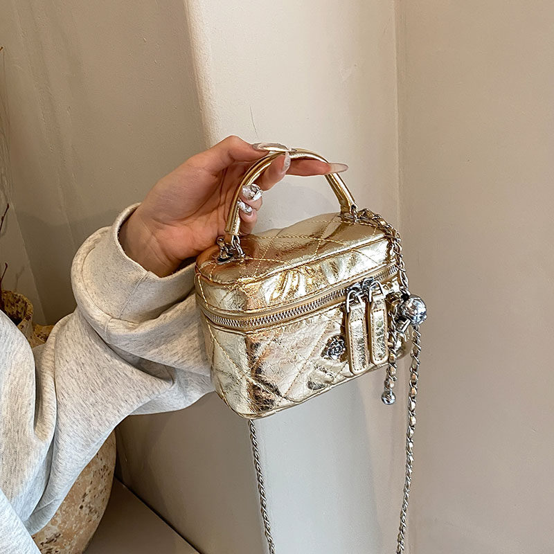 韩版金色小包包女2024新款菱格链条包高级感洋气斜挎包爆款小方包,淘宝优惠券,粉丝福利购,淘宝优惠卷