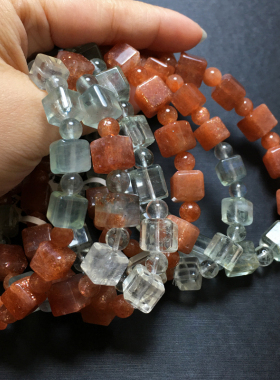 天然阿鲁沙方块手链女彩色坦桑尼亚金太阳长石单圈手串日光石饰品