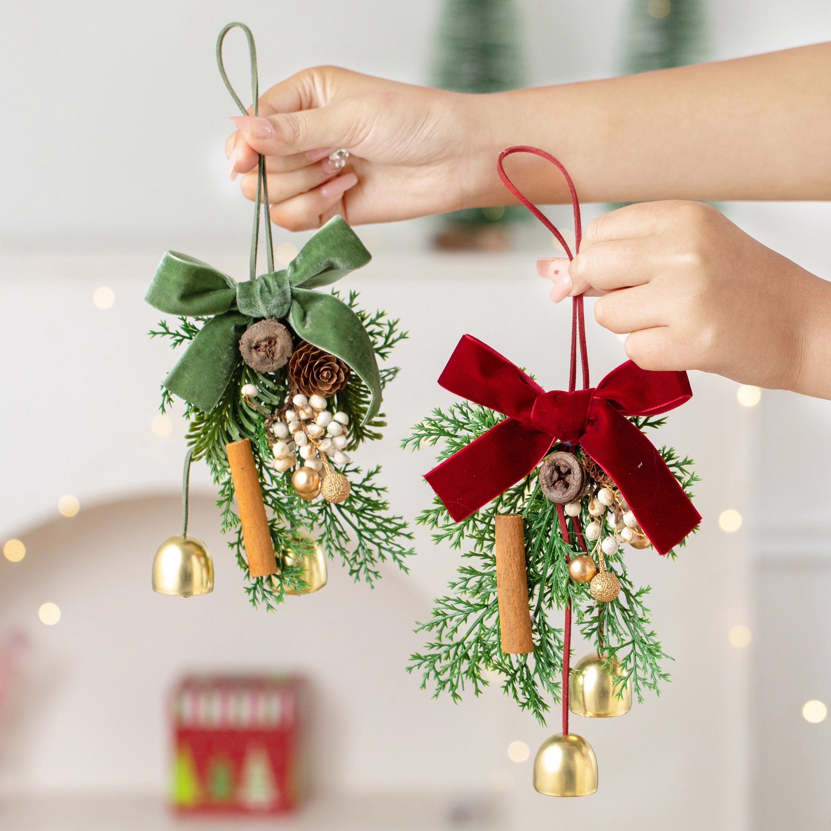 圣诞节装饰品圣诞铃铛花环松果挂件圣诞树蝴蝶结风铃门挂道具挂饰,淘宝优惠券,粉丝福利购,淘宝优惠卷