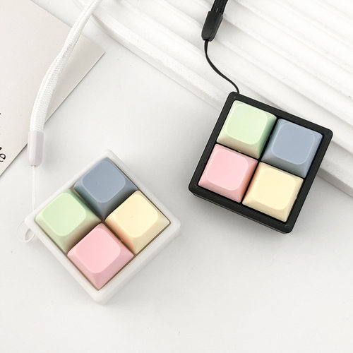 跨境下沉解压按键捏捏乐钥匙扣挂件创意儿童解闷玩具发泄减压神器 - 图1