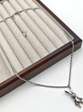 欧美新款简约风小兔子吊坠项链