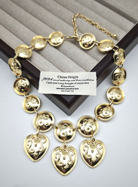 欧美中古风金色爱心金币锁骨链