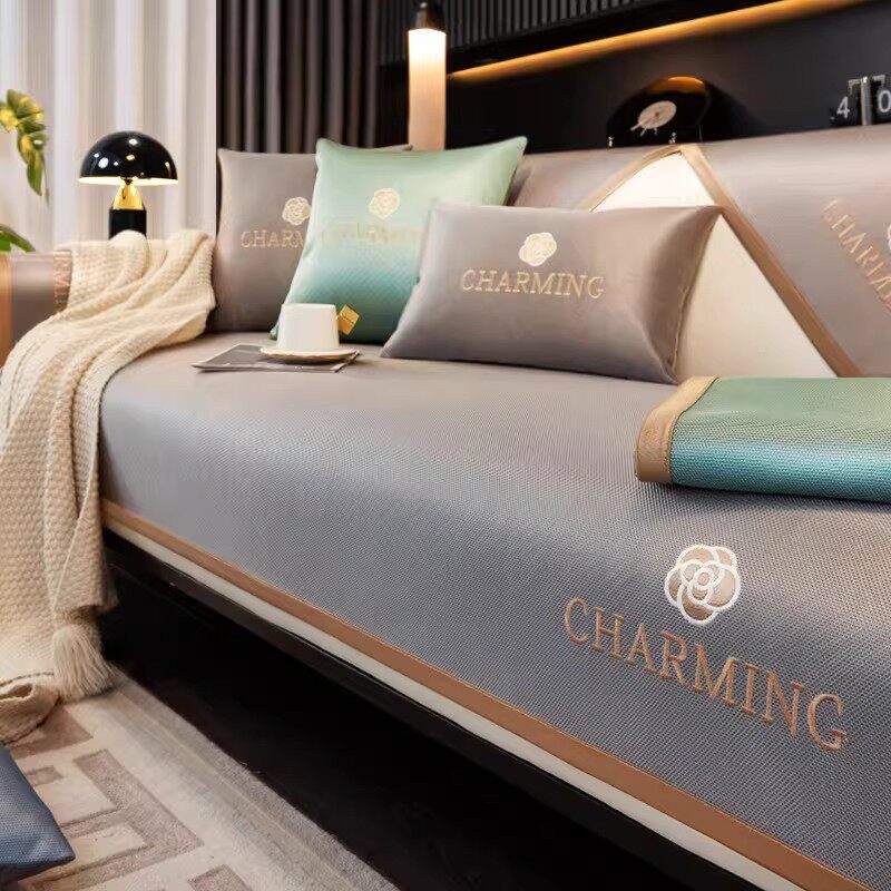 日本进口冰丝沙发垫夏季现代高端沙发套罩防滑凉席坐垫子冷感盖布