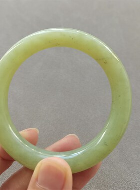 天然和田且末料超高性新疆料青白玉M手镯圆条黄口料手镯