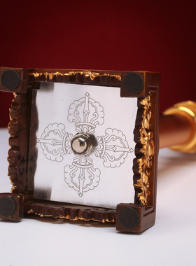 摆件家居配底座实木饰品