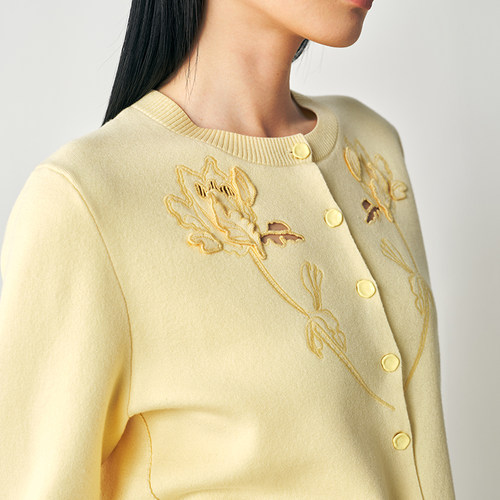 JASON WU2026年春季新款刺绣圆领开衫女士长袖绣花修身毛针织衫 - 图3