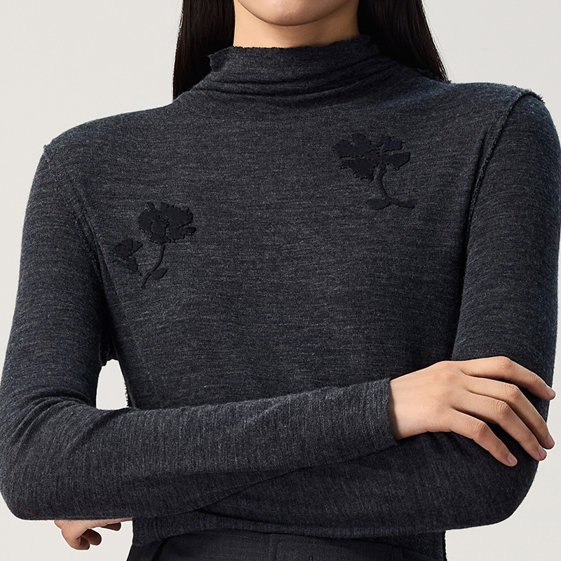 【绵羊毛】JASON WU2025秋季新款高档立体花卉简约优雅打底针织衫 - 图3