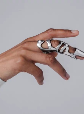 异形镂空镶嵌珍珠指环甜酷朋克小众尖爪手指套关节护指套戒指男女