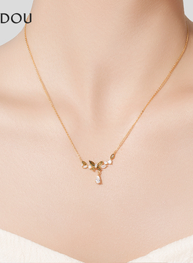 阿吉豆AJIDOU蝴蝶项链优雅灵动