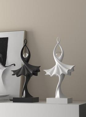 创意简约抽象人物雕塑工艺品现代客厅电视柜玄关人形艺术装饰摆件