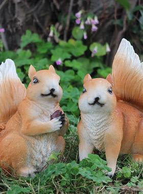 户外花园庭院彷真动物松鼠树脂摆饰室外草坪雕塑园林景观装饰小品