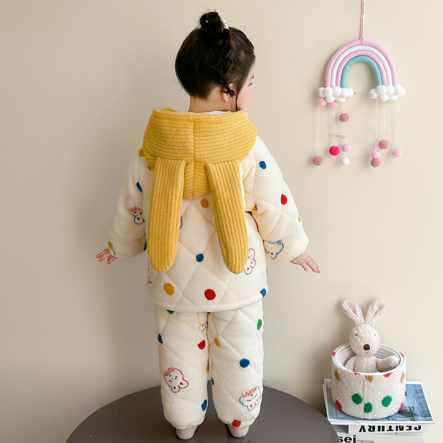 女童睡衣套装2025新款秋冬珊瑚绒家居服三层夹棉加绒加厚法兰绒款 - 图3